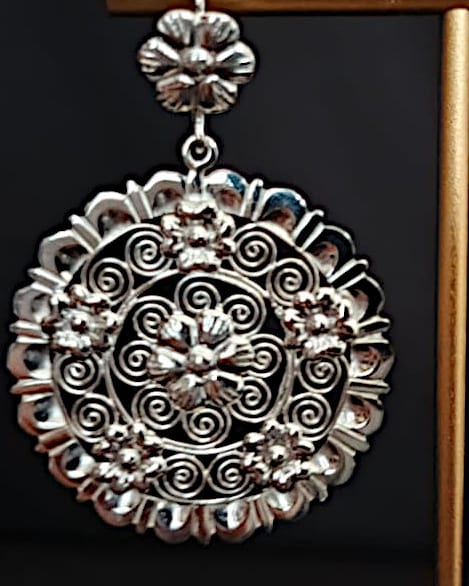Medallón Espiral — Round Drop