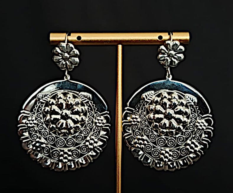Medallón Racimo — Cluster Round Drop — 1